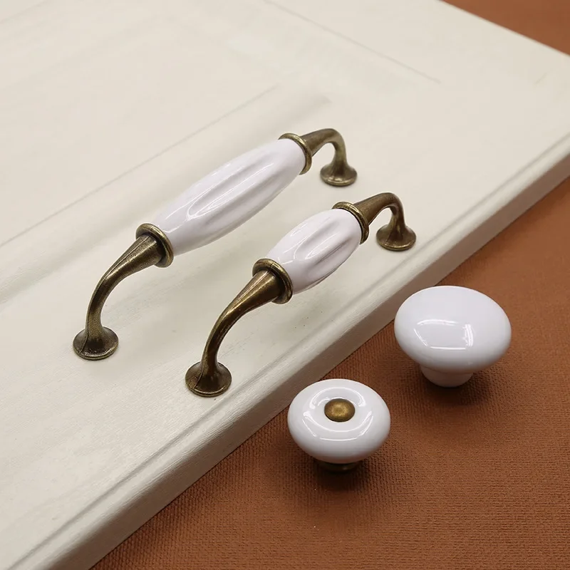 European style zinc alloy cera - огляд і ціна Furniture Rotating Hardware